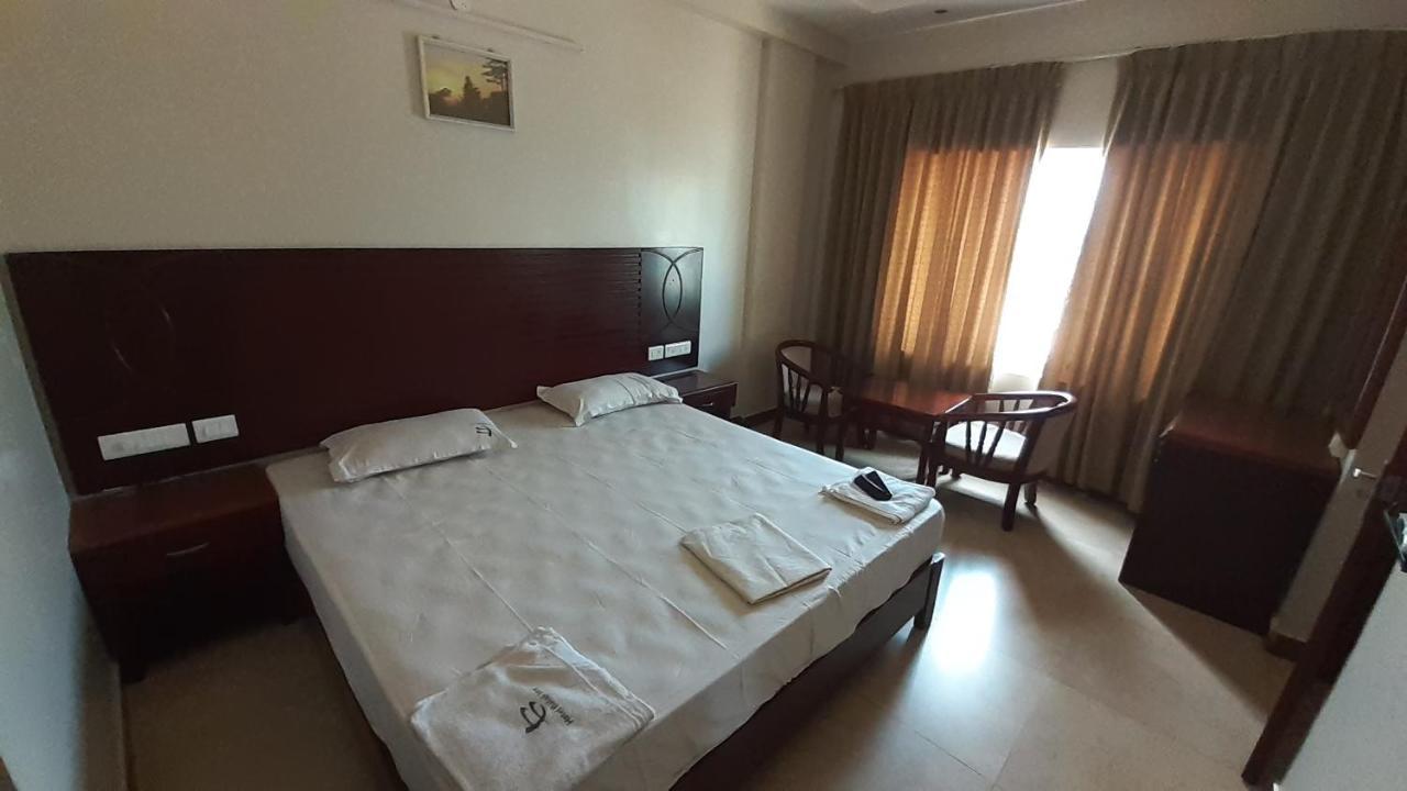Hotel Balaji Inn Thanjavur Ngoại thất bức ảnh